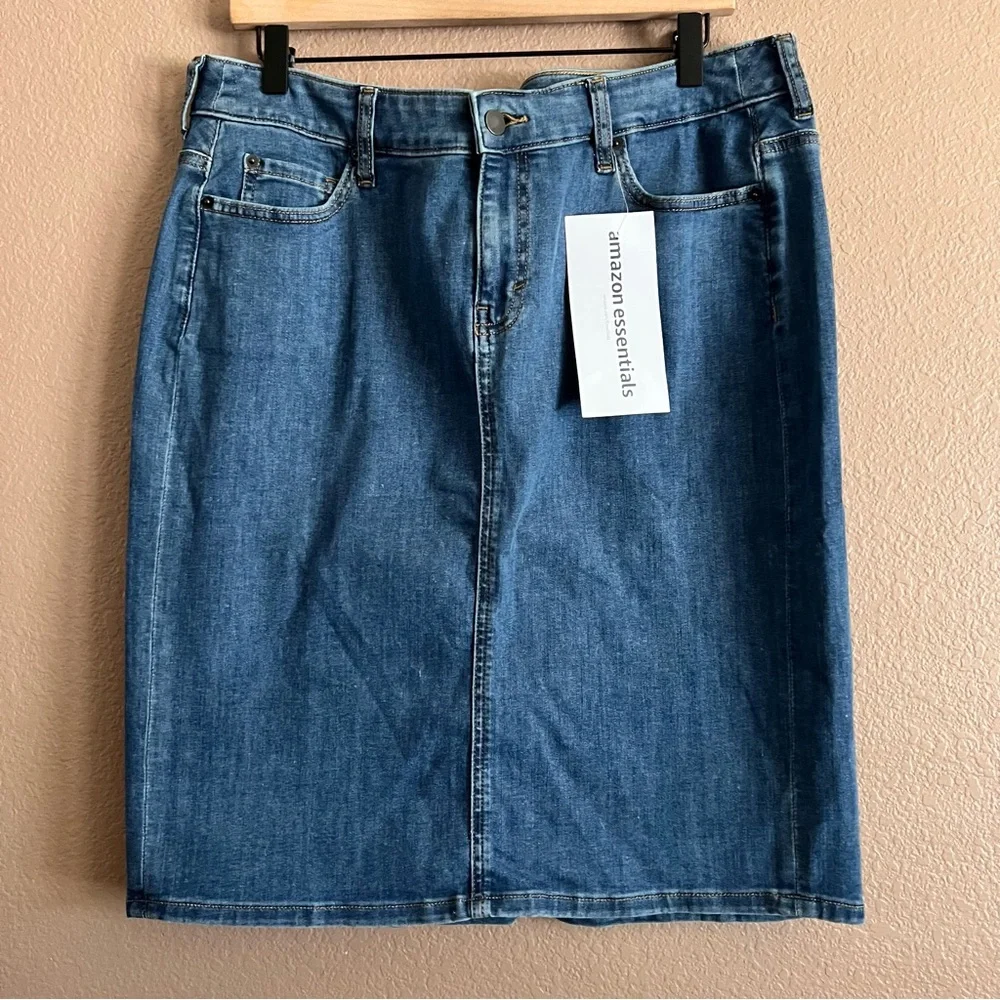 Amazon Essentials Denim Mini Skirt Size 14